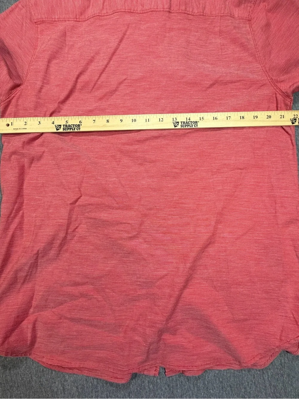 Lot of 2 - The North Face Men’s L Short Sleeve Button-Up Shirts Red & Blue